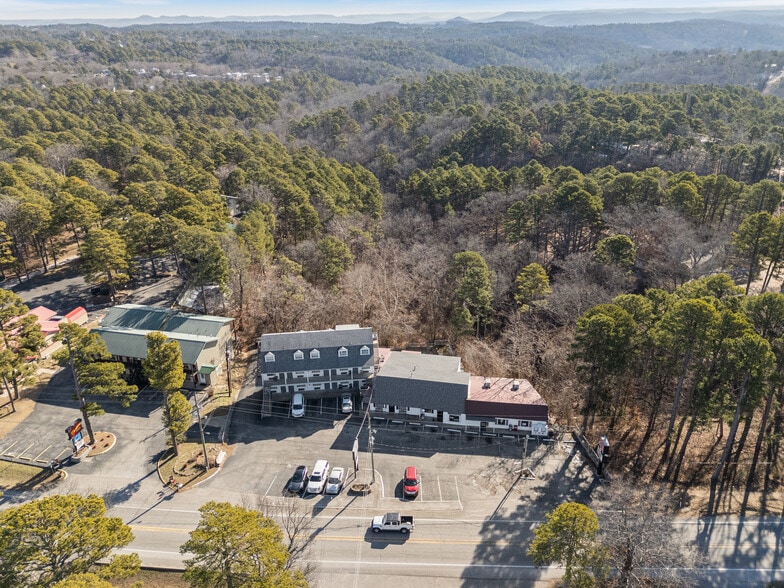 2038 E Van Buren, Eureka Springs, AR for sale - Building Photo - Image 2 of 38