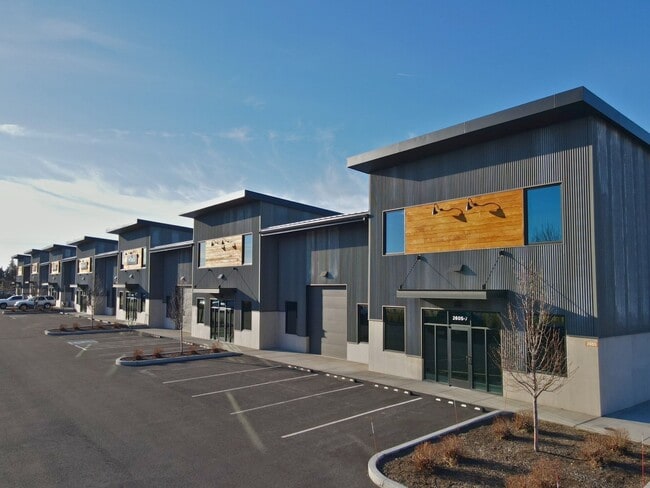 More details for 2405 SW 1st St, Redmond, OR - Industrial for Lease