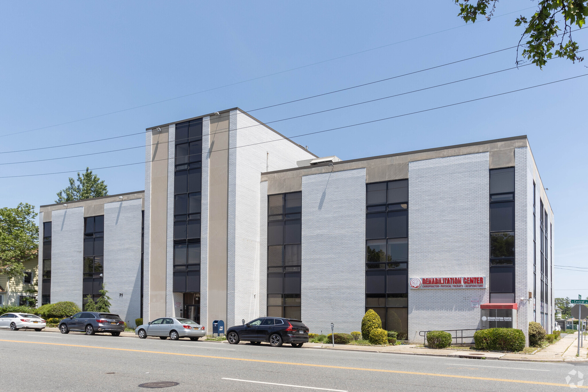 71 S Central Ave, Valley Stream, NY for lease Primary Photo- Image 1 of 24