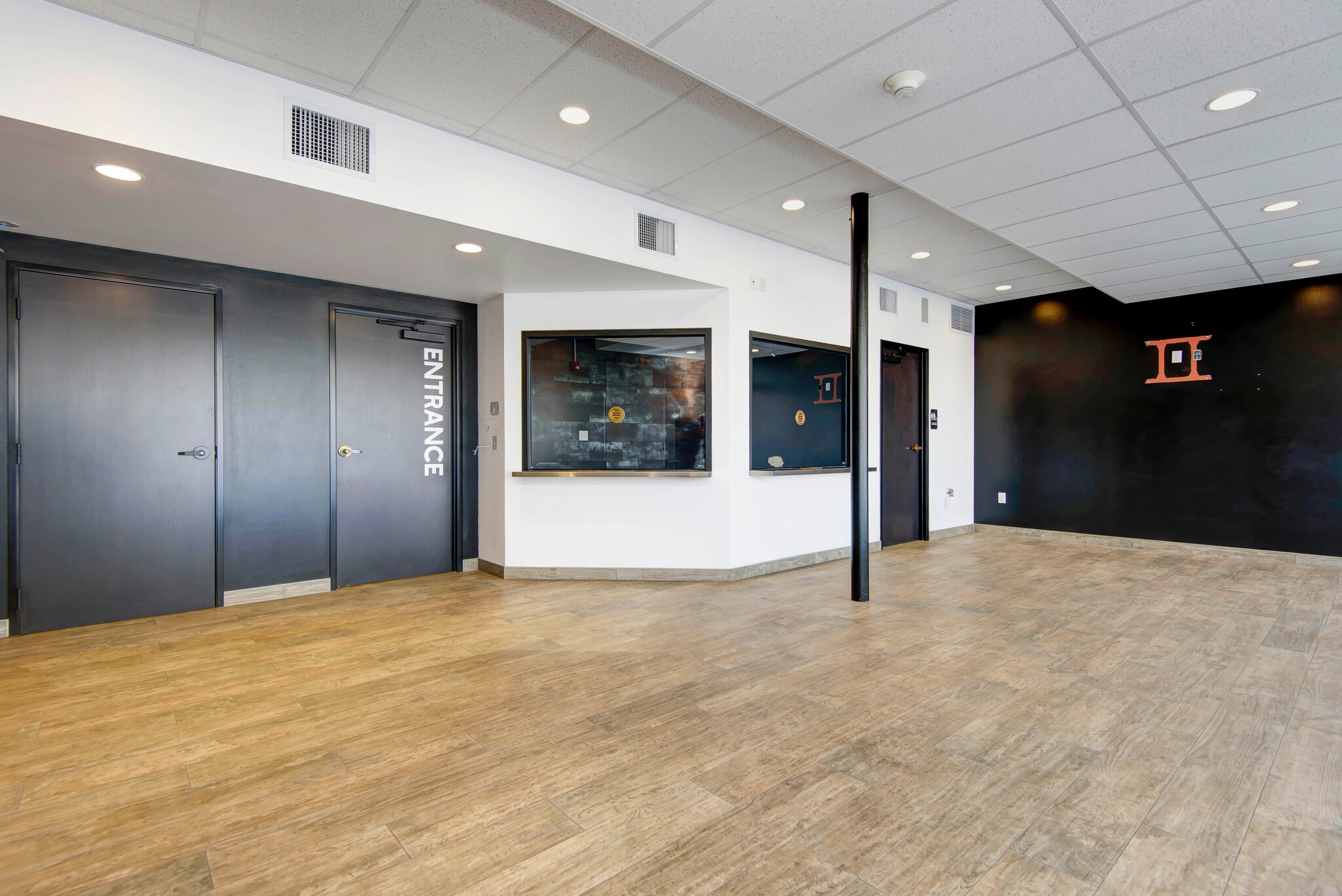 1800-1950 S Glenstone Ave, Springfield, MO à louer Photo intérieure- Image 1 de 24