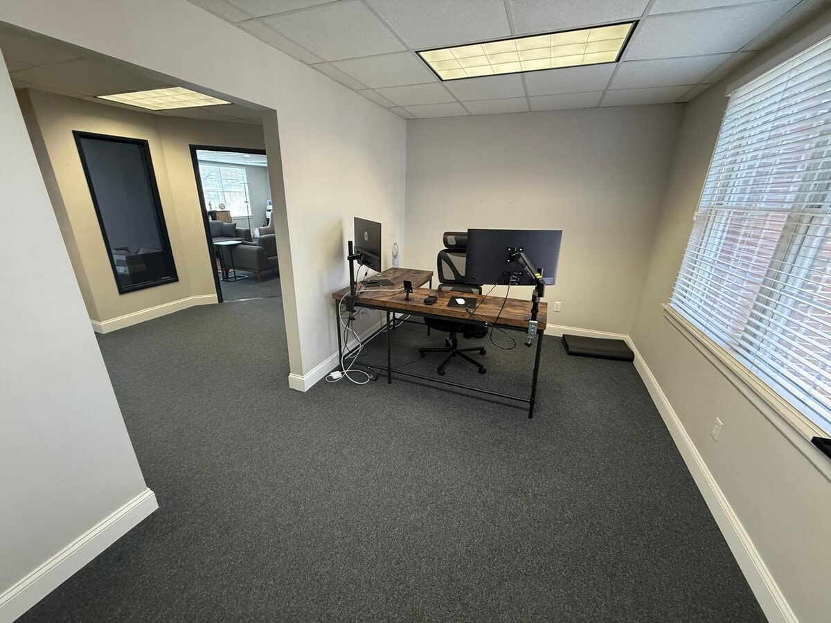 271 US Highway 46, Fairfield, NJ 07004 - Unit H210-211 -  - Interior Photo - Image 1 of 10