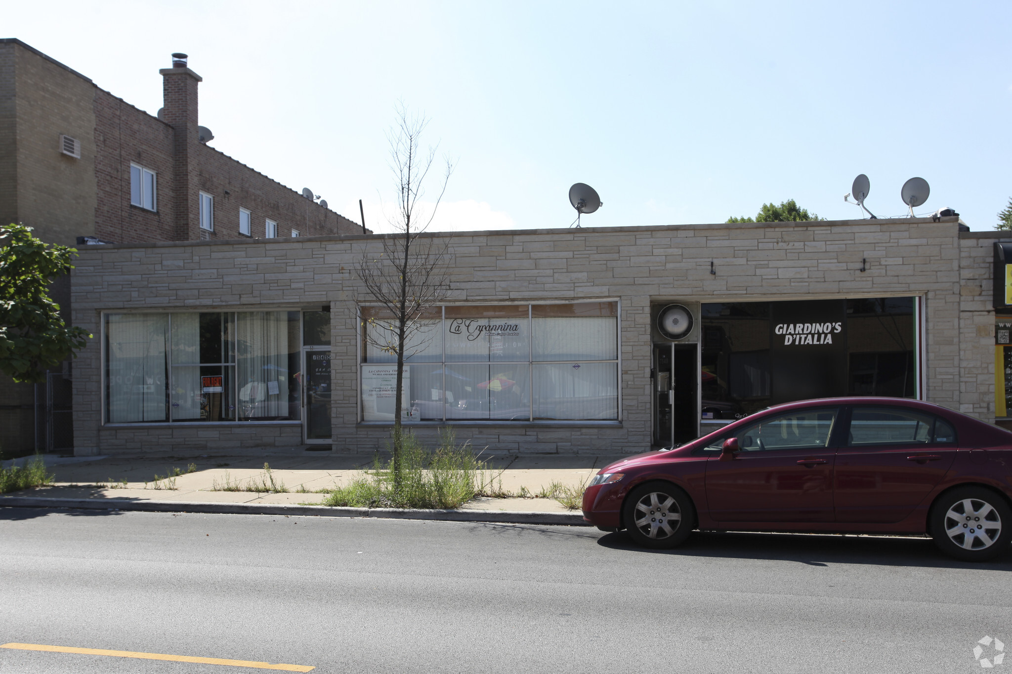 7545-7552 W Addison St, Chicago, IL for lease Primary Photo- Image 1 of 15