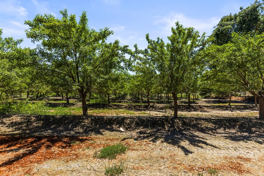 7100 W Elkhorn Blvd, Sacramento, CA for sale - Other - Image 2 of 11