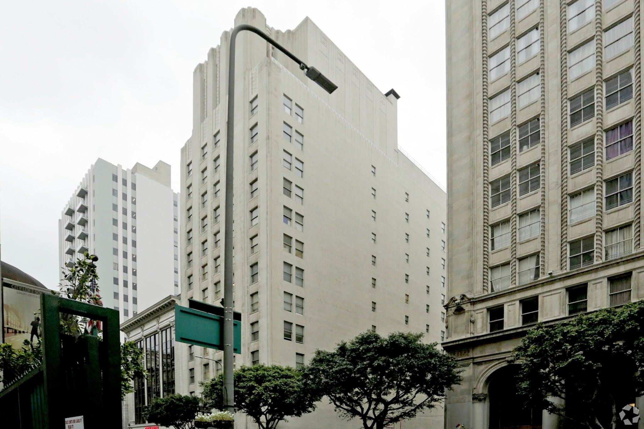 634 S Spring St, Los Angeles, CA à louer Photo principale- Image 1 de 8