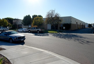 More details for 3037 Golf Course Dr, Ventura, CA - Industrial for Sale