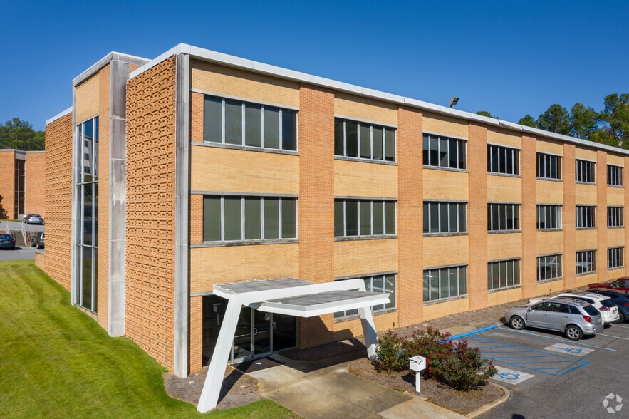 2 Office Park Cir, Birmingham, AL for lease - Building Photo - Image 2 of 6