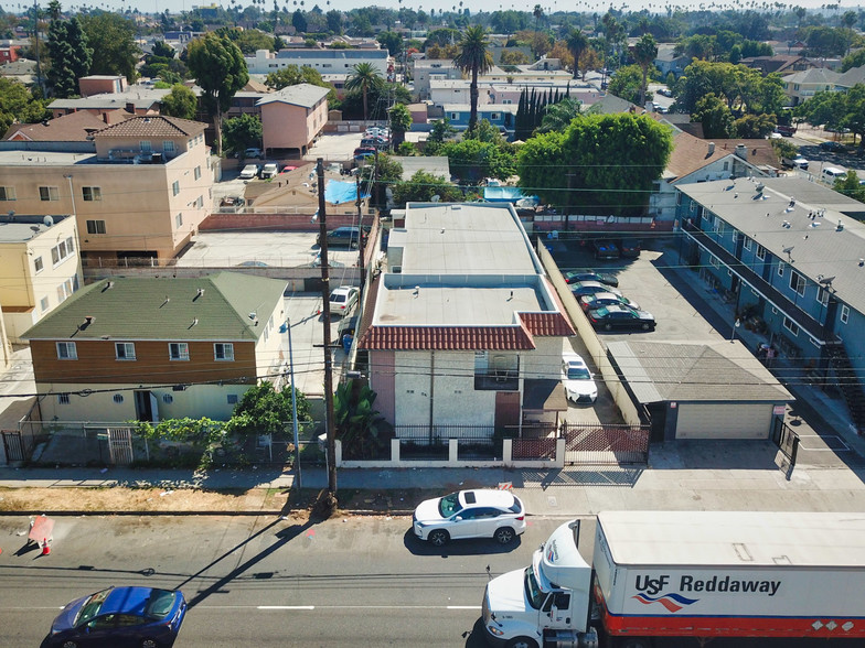 2422 Venice Blvd, Los Angeles, CA à vendre - Photo du bâtiment - Image 1 de 1