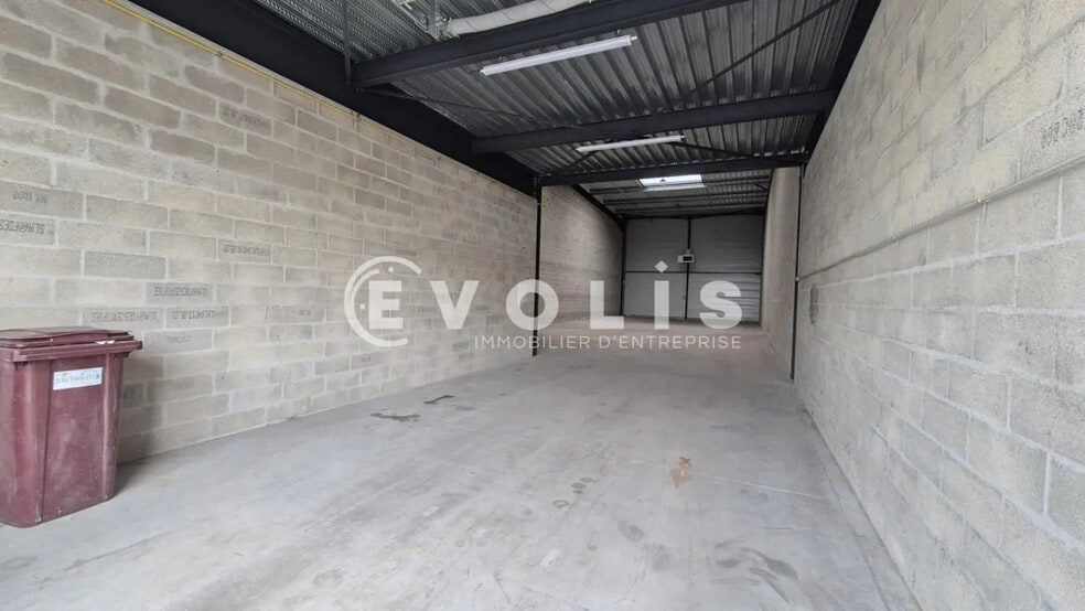 Flex dans Bussy-Saint-Georges à louer - Photo intérieure - Image 2 de 6