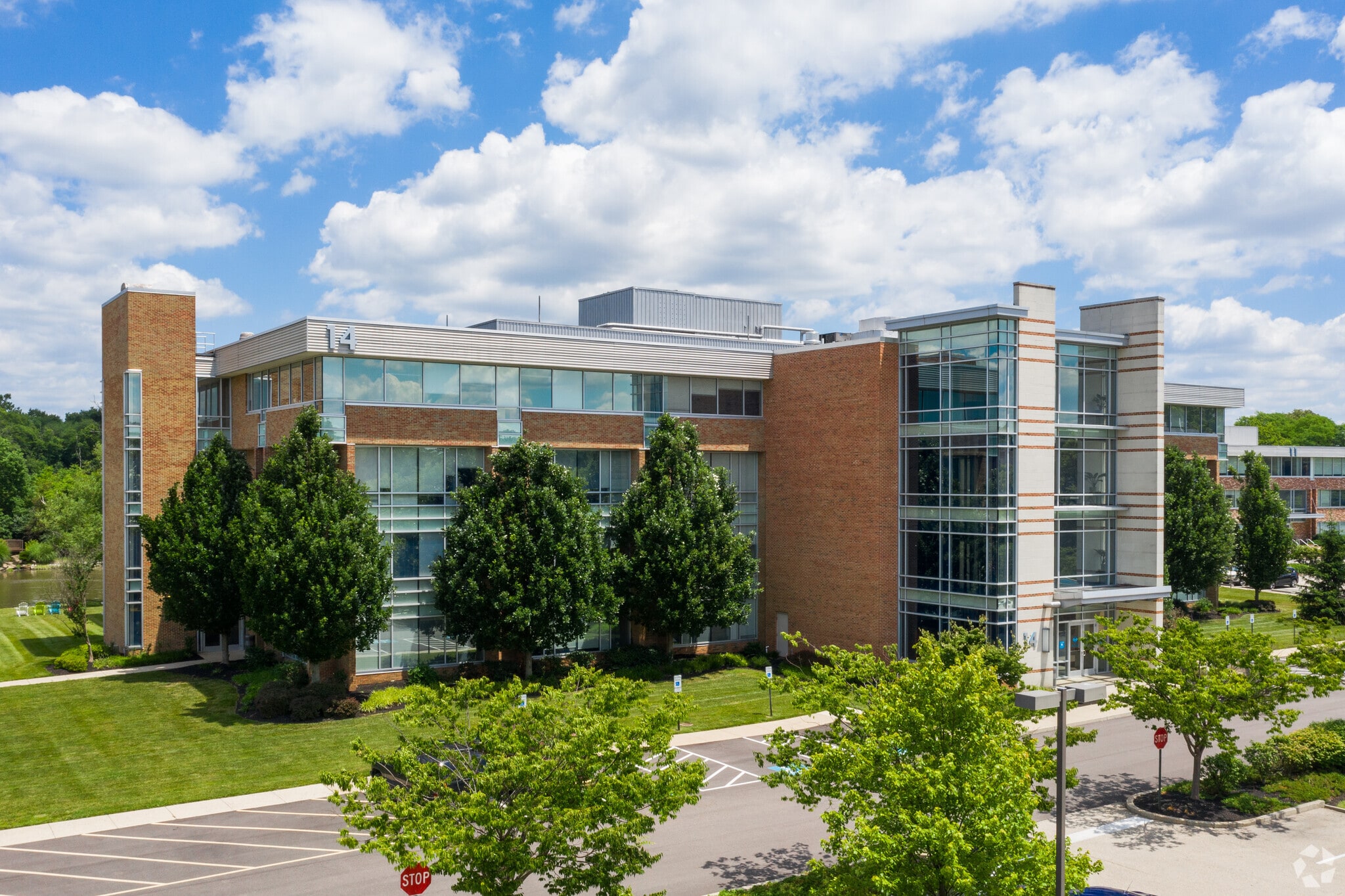 1777 Sentry Park W, Blue Bell, PA for lease Building Photo- Image 1 of 11