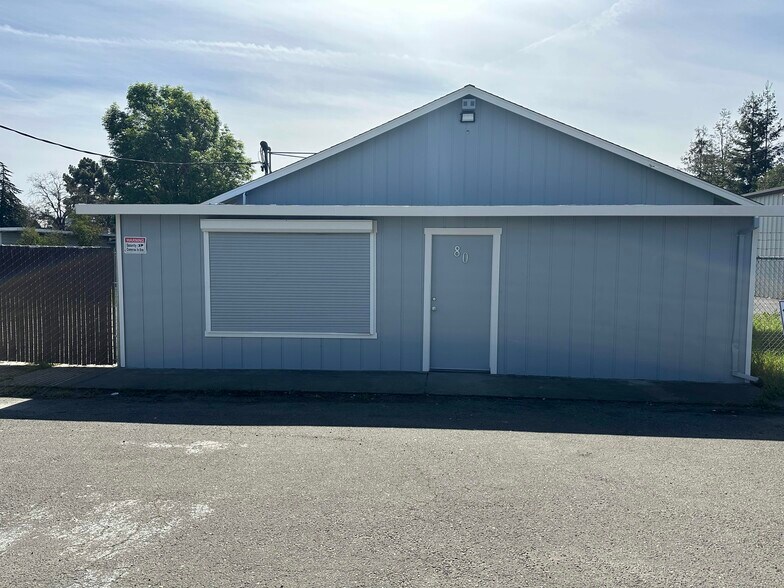 80 Barham Ave, Santa Rosa, CA à vendre - Photo principale - Image 1 de 19