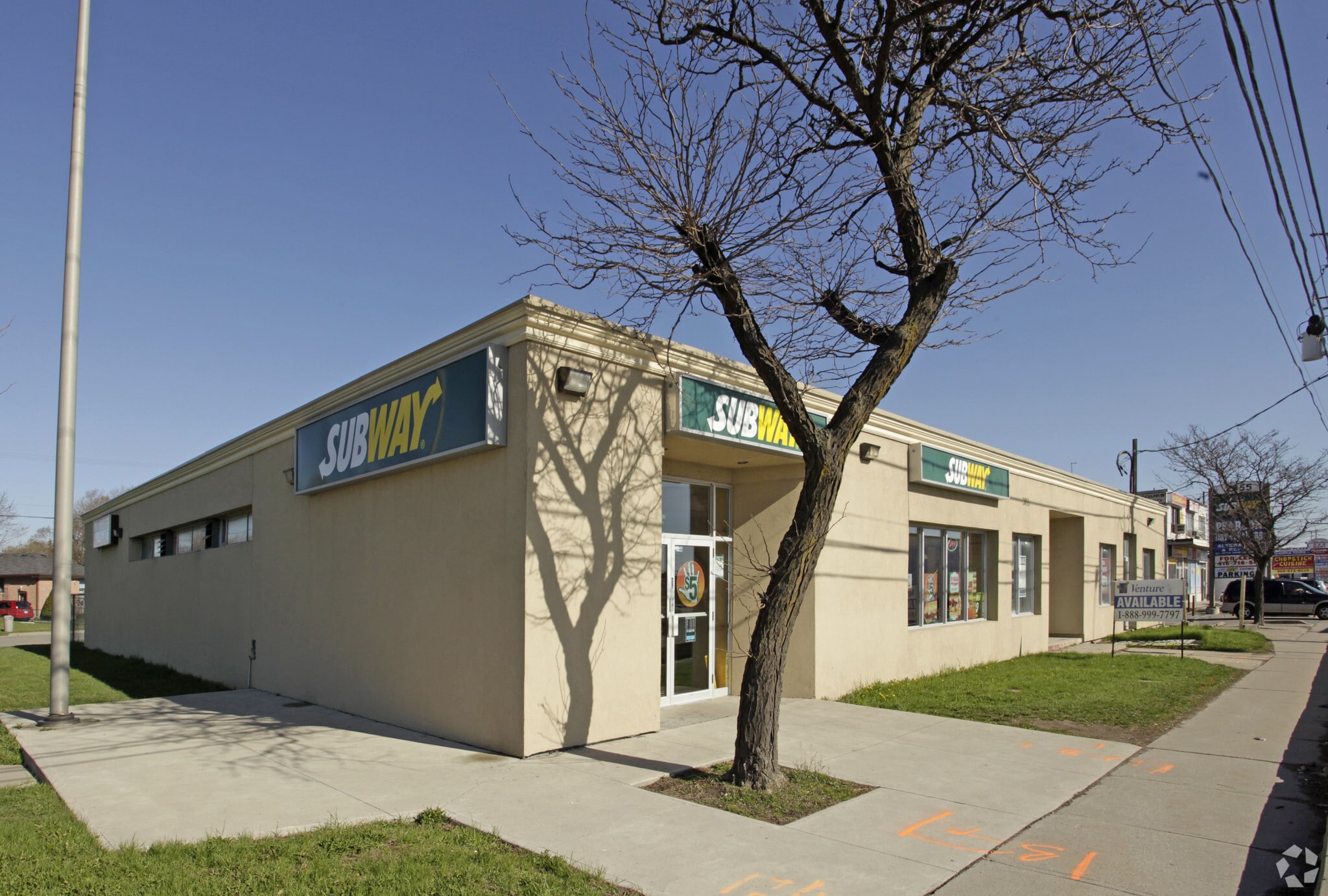 2855 Derry Rd, Mississauga, ON à louer Photo principale- Image 1 de 3