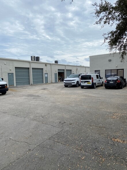 1360 SW 8th St, Pompano Beach, FL for lease - Primary Photo - Image 1 of 6