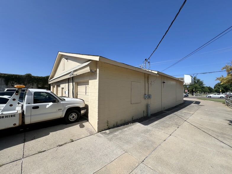 2224 S Air Depot Blvd, Midwest City, OK for sale - Building Photo - Image 2 of 18
