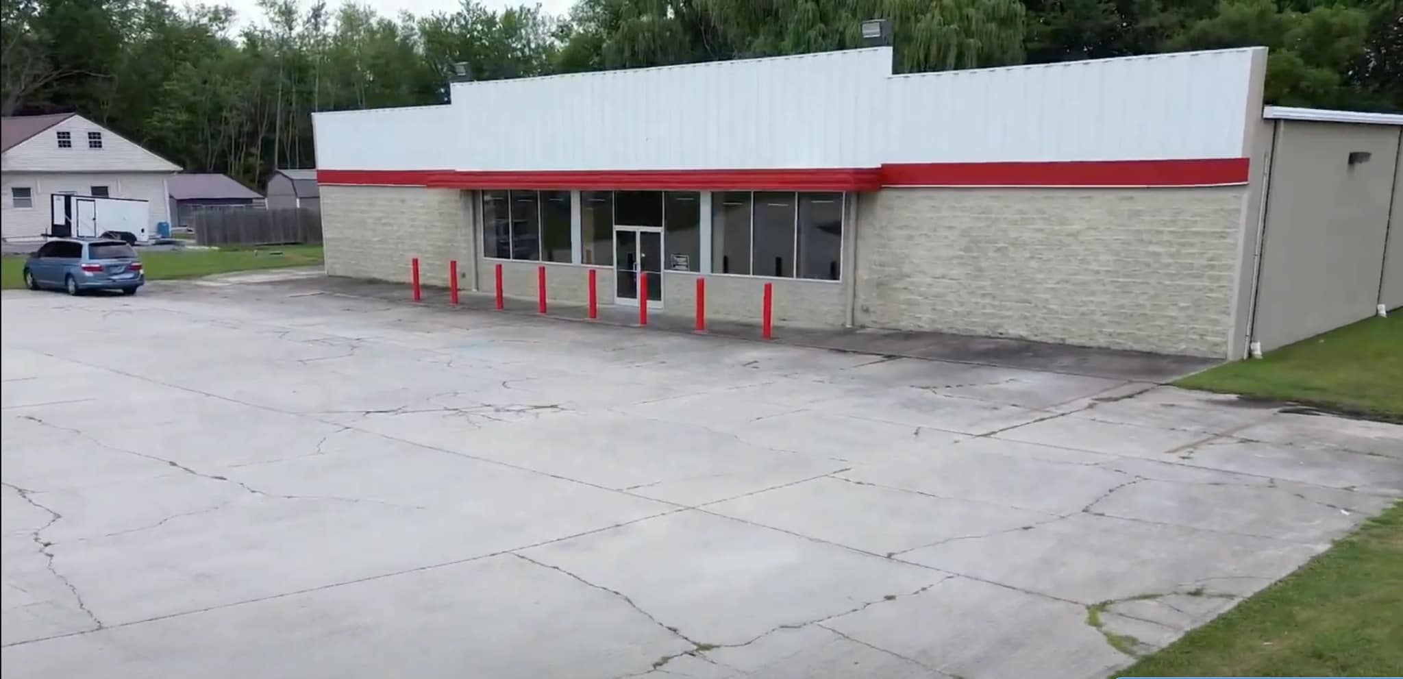 3299 Lantana Rd, Crossville, TN for lease Building Photo- Image 1 of 25