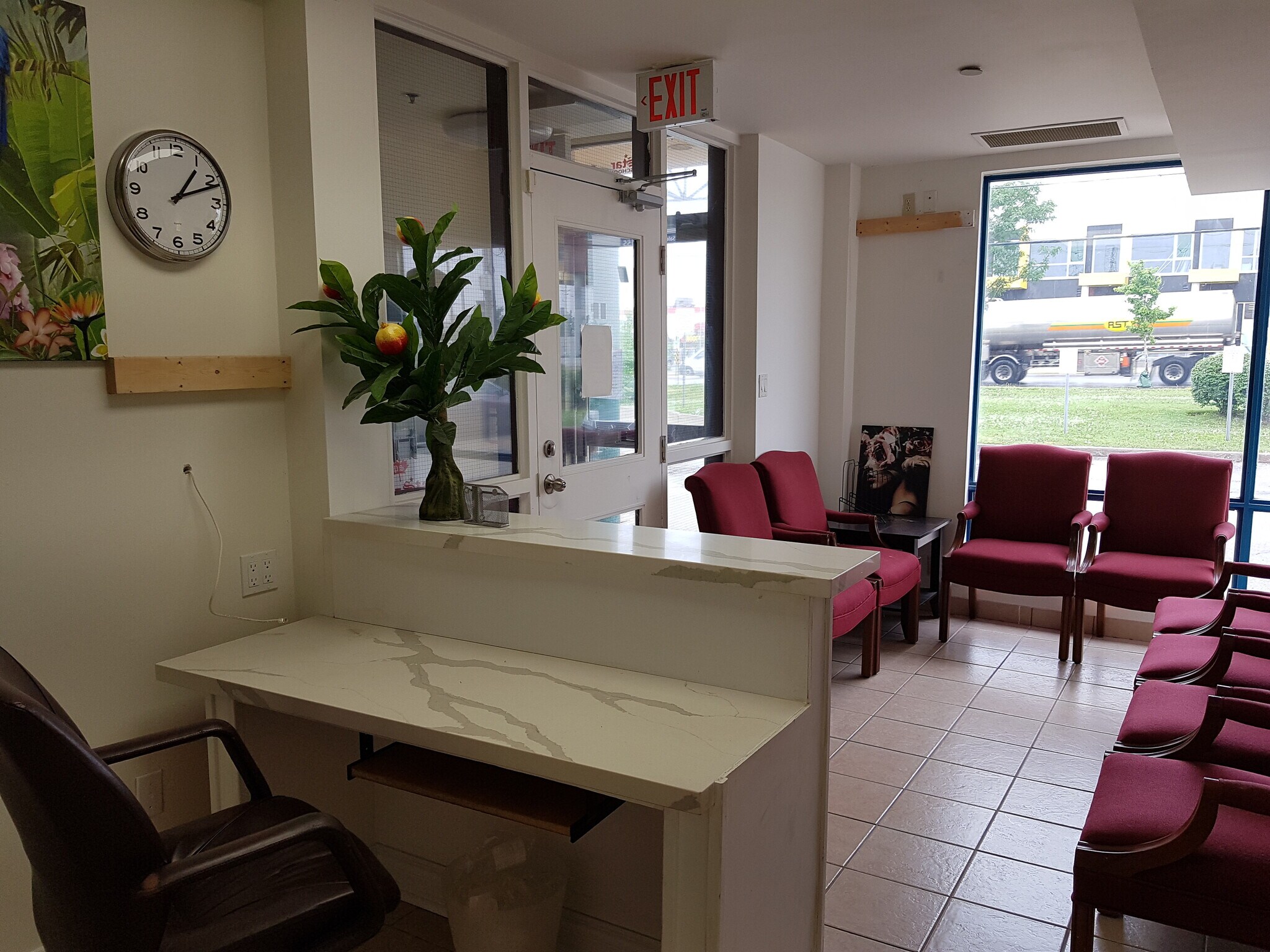 1270 Finch Ave W, Toronto, ON à vendre Photo intérieure- Image 1 de 1