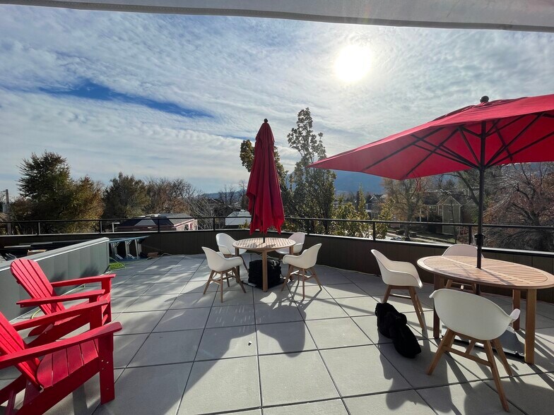 3050 N Broadway, Boulder, CO à louer - Photo du bâtiment - Image 2 de 7