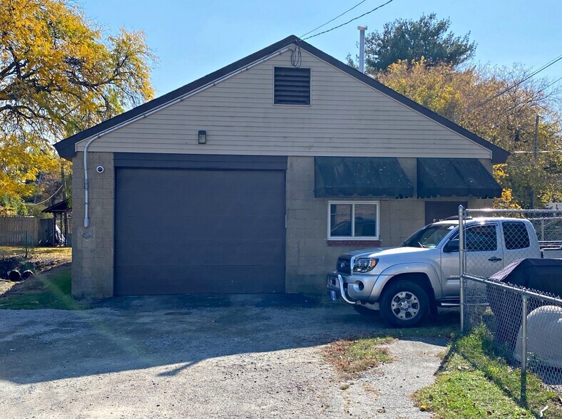 1 Vining Court Rear, Woburn, MA for sale - Building Photo - Image 1 of 1