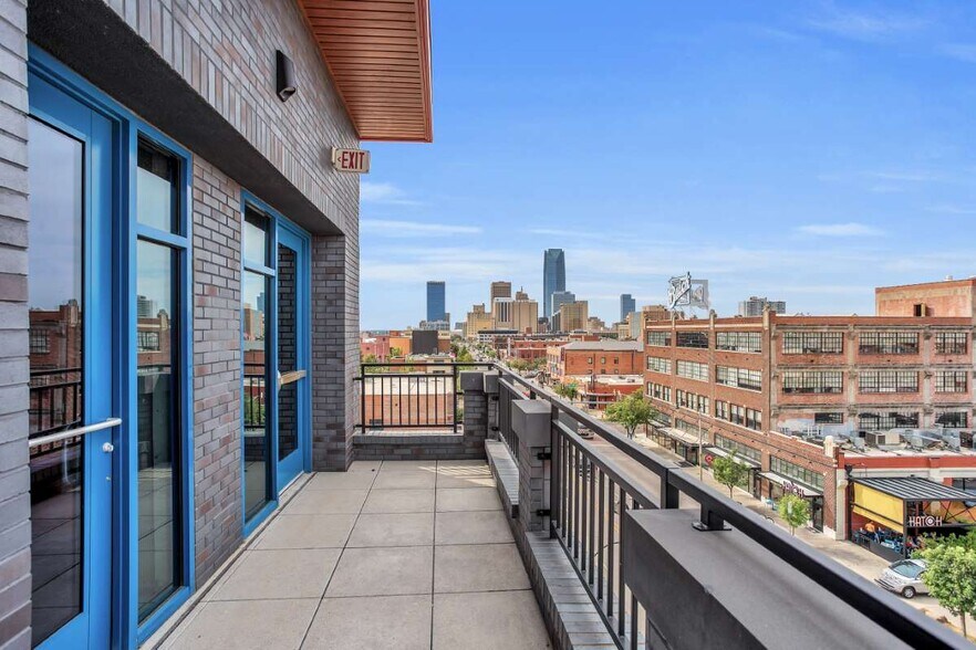 1122 N Broadway Ave, Oklahoma City, OK à louer - Photo du bâtiment - Image 3 de 13