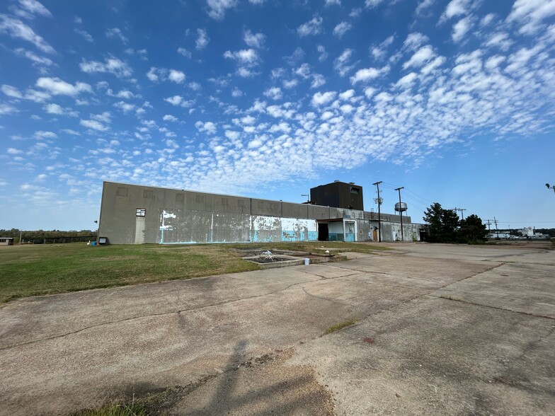 19120 Highway 51, Hazlehurst, MS à louer - Photo du bâtiment - Image 3 de 5