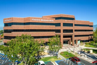 Plus de détails pour 301 E Vanderbilt Way, San Bernardino, CA - Bureau à louer