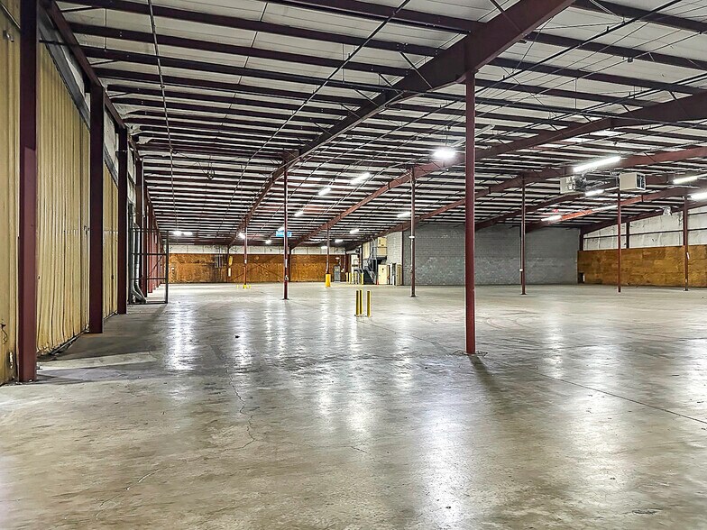 154 Industrial Park Cir, Lawrenceville, GA à louer - Photo intérieure - Image 3 de 7