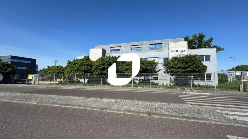 1 Rue Pierre Et Marie Curie, Ostwald à louer - Photo du bâtiment - Image 2 de 23