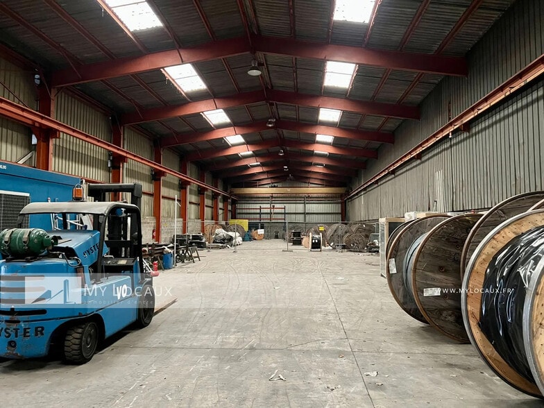 Industriel dans SAINT-OUEN-L'AUMONE à louer - Photo intérieure - Image 3 de 10