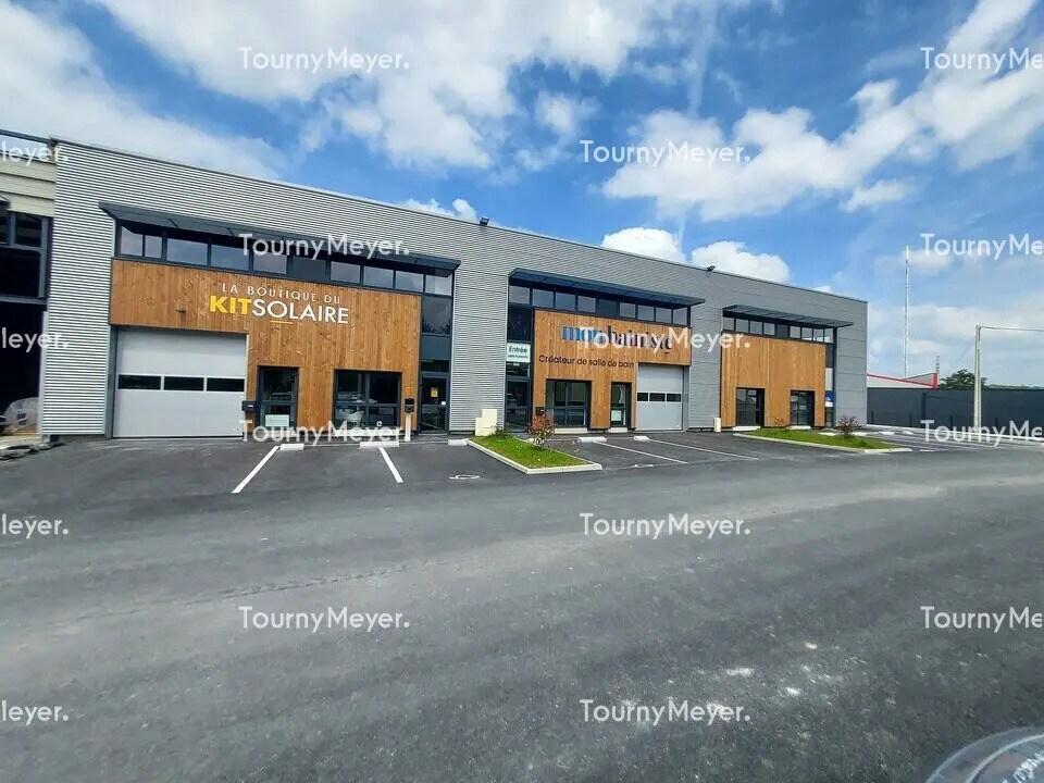Local d'activités dans Haute-Goulaine à vendre Photo du bâtiment- Image 1 de 11