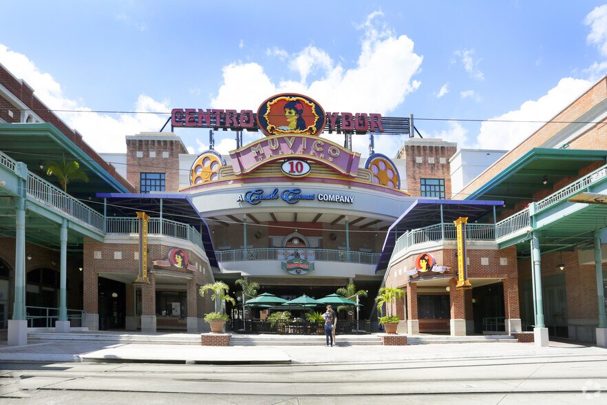 1600 E 8th Ave, Tampa, FL à louer - Photo du bâtiment - Image 3 de 53