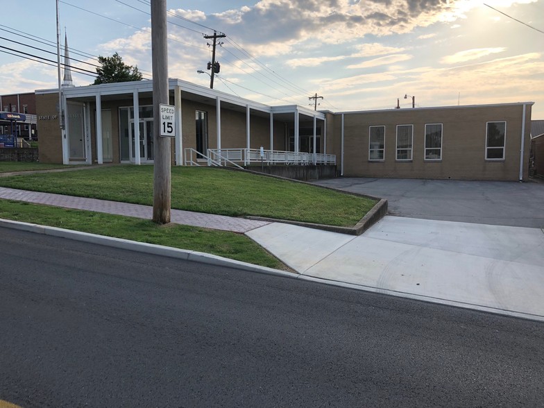 301 N Main St, Shelbyville, TN à vendre - Photo du bâtiment - Image 1 de 1