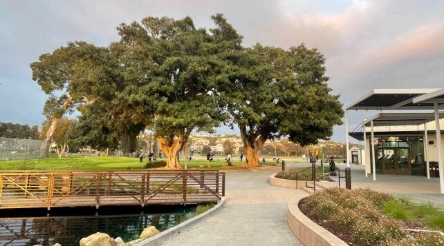 2702 N Mission Bay Dr, San Diego, CA à louer - Photo du bâtiment - Image 2 de 2