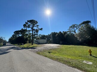 Plus de détails pour 1385 Touchstone Rd, North Fort Myers, FL - Flex à vendre