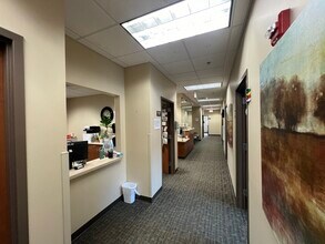 603 N Progress Ave, Siloam Springs, AR à louer Photo intérieure- Image 2 de 7