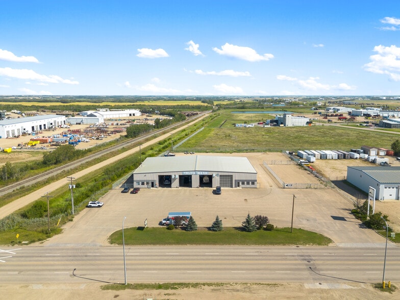 4807 40 Av, Lloydminster, SK for lease - Building Photo - Image 2 of 37