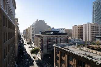 712 S Olive St, Los Angeles, CA - Aérien  Vue de la carte