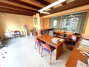 Carrer tras lo Mur, 28, Manlleu, Barcelona for lease Interior Photo- Image 2 of 6
