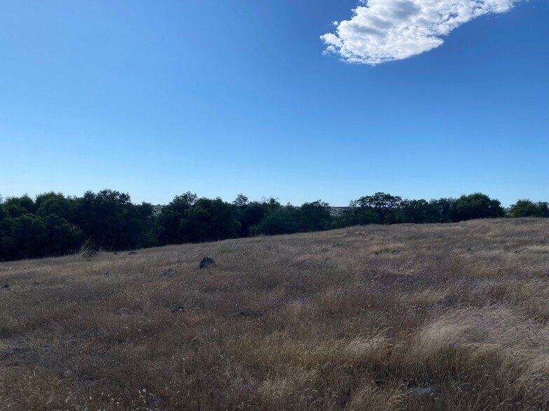 15653 State Highway 108, Jamestown, CA à vendre - Photo du bâtiment - Image 3 de 13