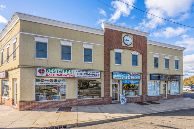 Plus de détails pour 5 Station Plz, Bethpage, NY - Bureau/Commerce de détail à louer
