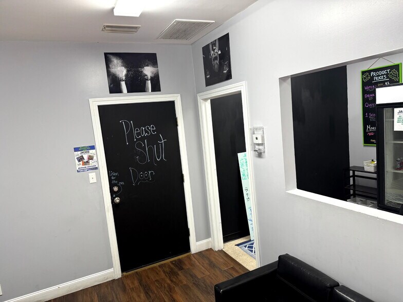 6901 Moffett Rd, Mobile, AL à vendre - Photo du bâtiment - Image 2 de 11