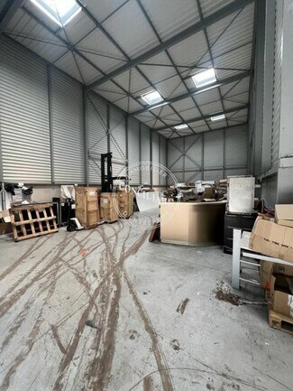 Plus de détails pour 29 Rue Paule Raymondis, Toulouse - Industriel à louer