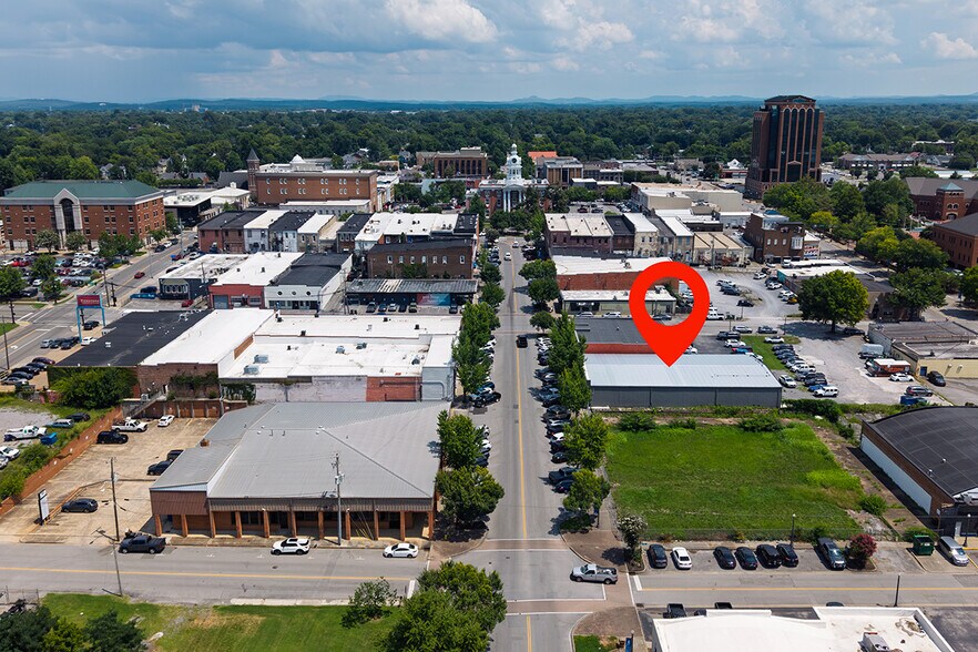 311 Main St, Murfreesboro, TN à louer - Photo du bâtiment - Image 2 de 10