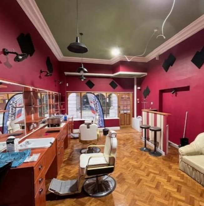 2-3 Abbey Arcade, Burton On Trent à louer Photo intérieure- Image 1 de 2