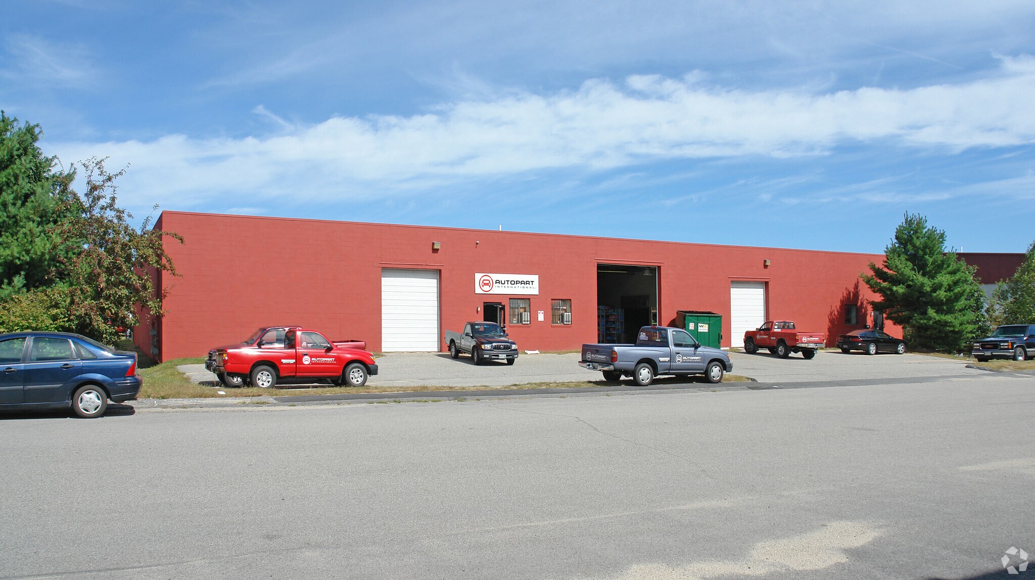 130 Thadeus St, South Portland, ME à louer Photo principale- Image 1 de 3