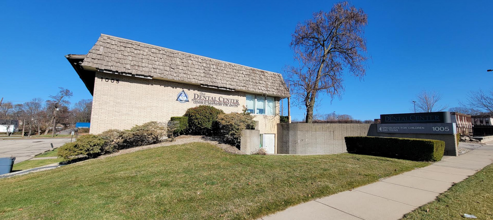 1005 E La Salle Ave, South Bend, IN à vendre - Photo du bâtiment - Image 1 de 1