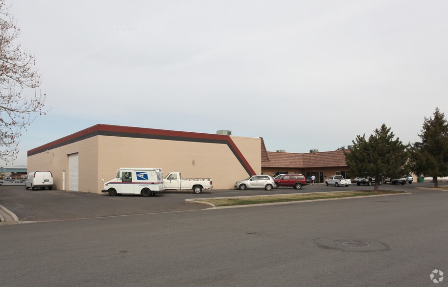 1155 Watson Way, Sparks, NV for lease - Primary Photo - Image 1 of 8