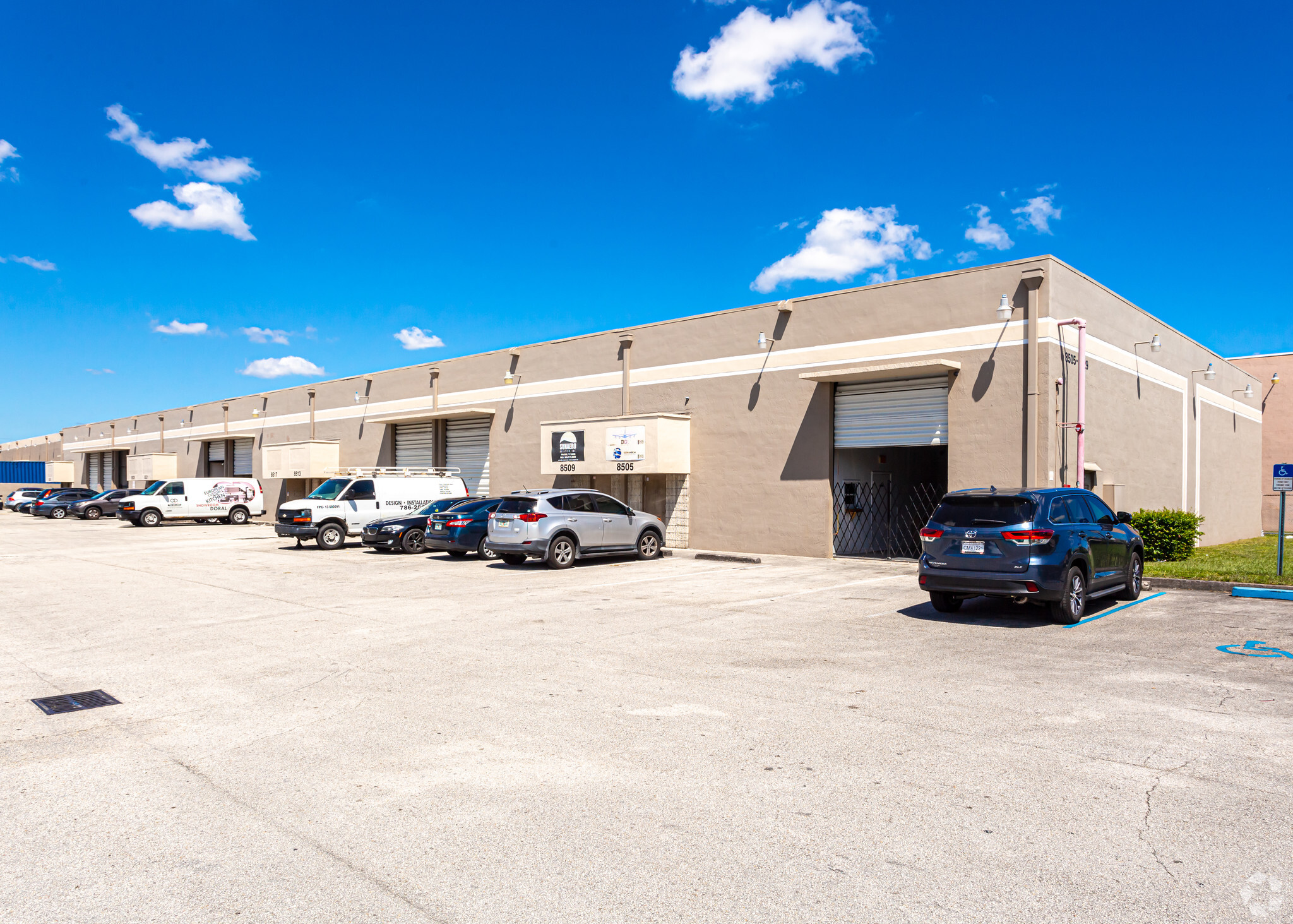 8503-8529 NW 68th St, Miami, FL for lease Building Photo- Image 1 of 3