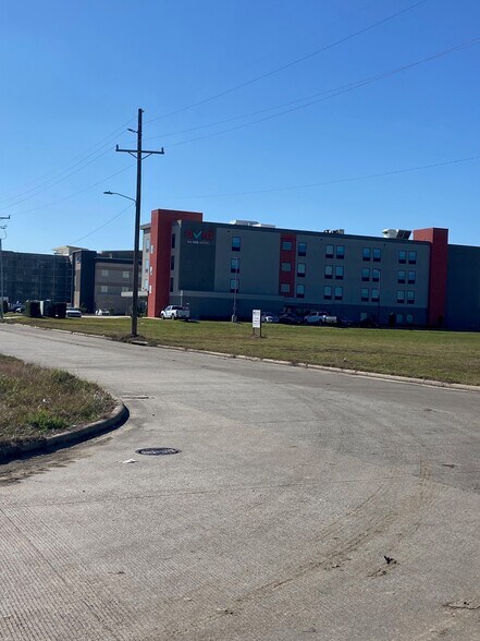 5425 Rexora Drive, Beaumont, TX à vendre - Photo du bâtiment - Image 2 de 8