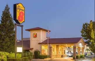 Plus de détails pour 2165 Solano St, Corning, CA - Services hôteliers à vendre