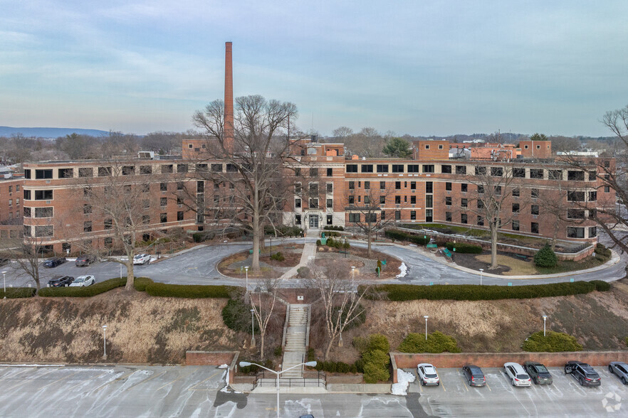 2601 N 3rd St, Harrisburg, PA for lease - Building Photo - Image 2 of 22