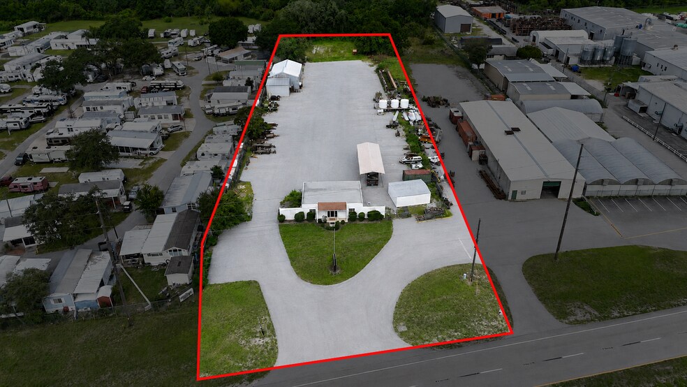 16030 US Hwy 27, Lake Wales, FL à vendre - Photo du bâtiment - Image 1 de 15